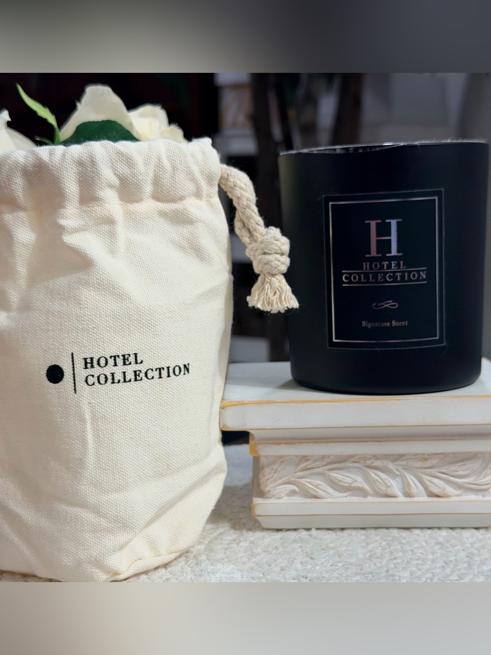 Hotel Collection Classic Escape Candle 14 oz New w/ Drawstring Bag 90 Hr